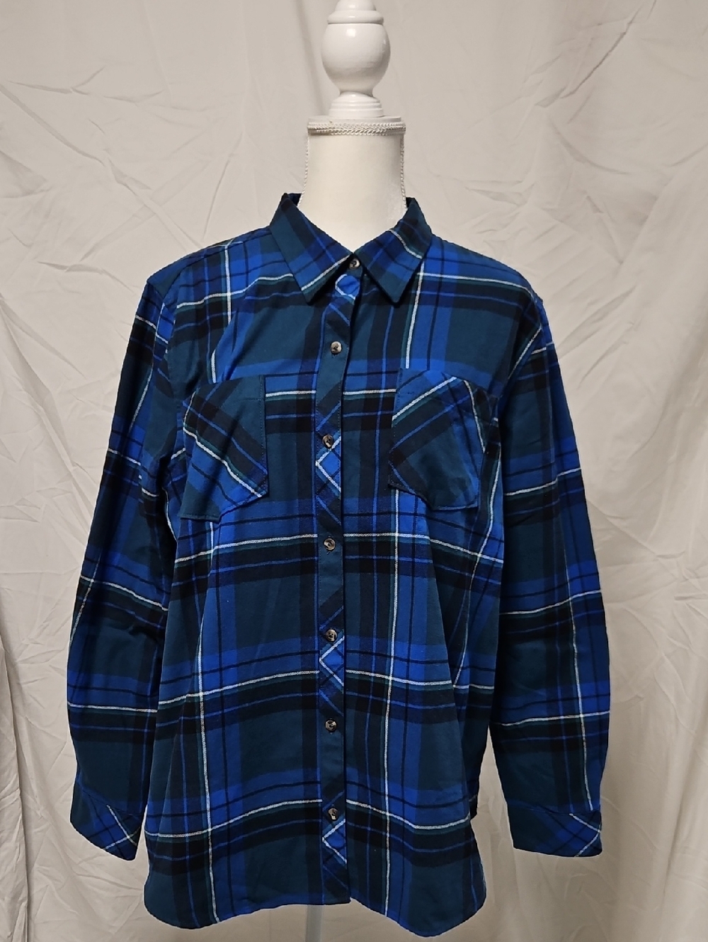 Natural Reflections Blue and Black Plaid Button-Front Shirt